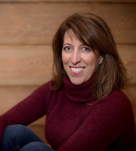 Shalvis_author photo.jpg